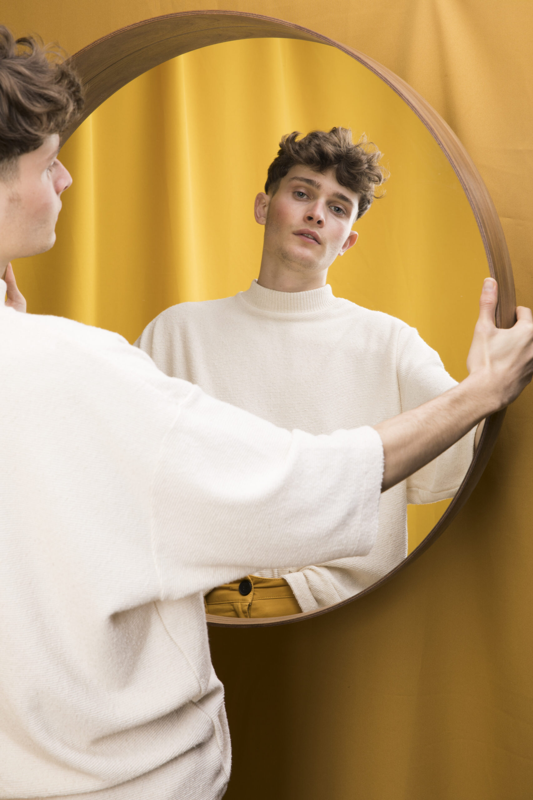 Conseils de Style pour la Jeune Génération : Perles de Sagesse d’un Ancien